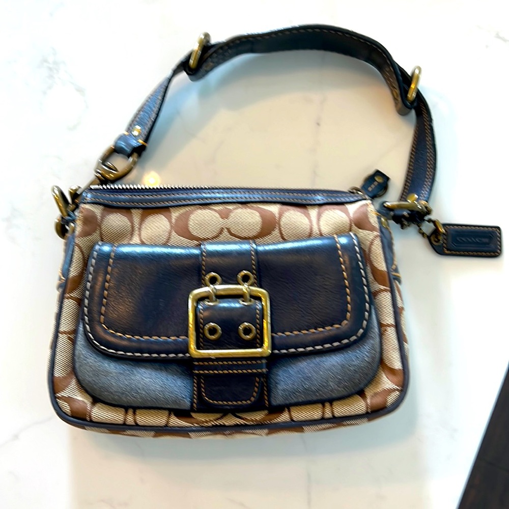 Coach Logo Small Handbag,tan/navy